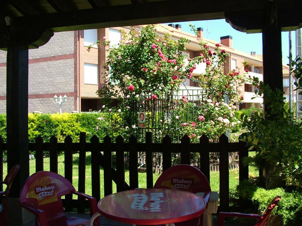 Hostal El Botero Cuzcurrita-Río Tirón Bagian luar foto